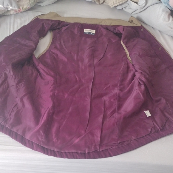 Magellan Outdoors Women's Vest - Plum and Khaki - Picture 12 of 16